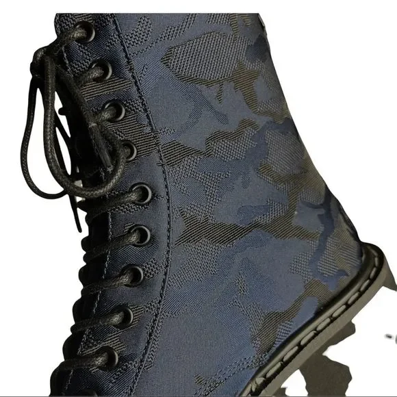 Kendall & Kylie Hunt2 Navy and Black Combat Moto Lace-Up Lug Platform Sole Boot - Picture 7 of 7